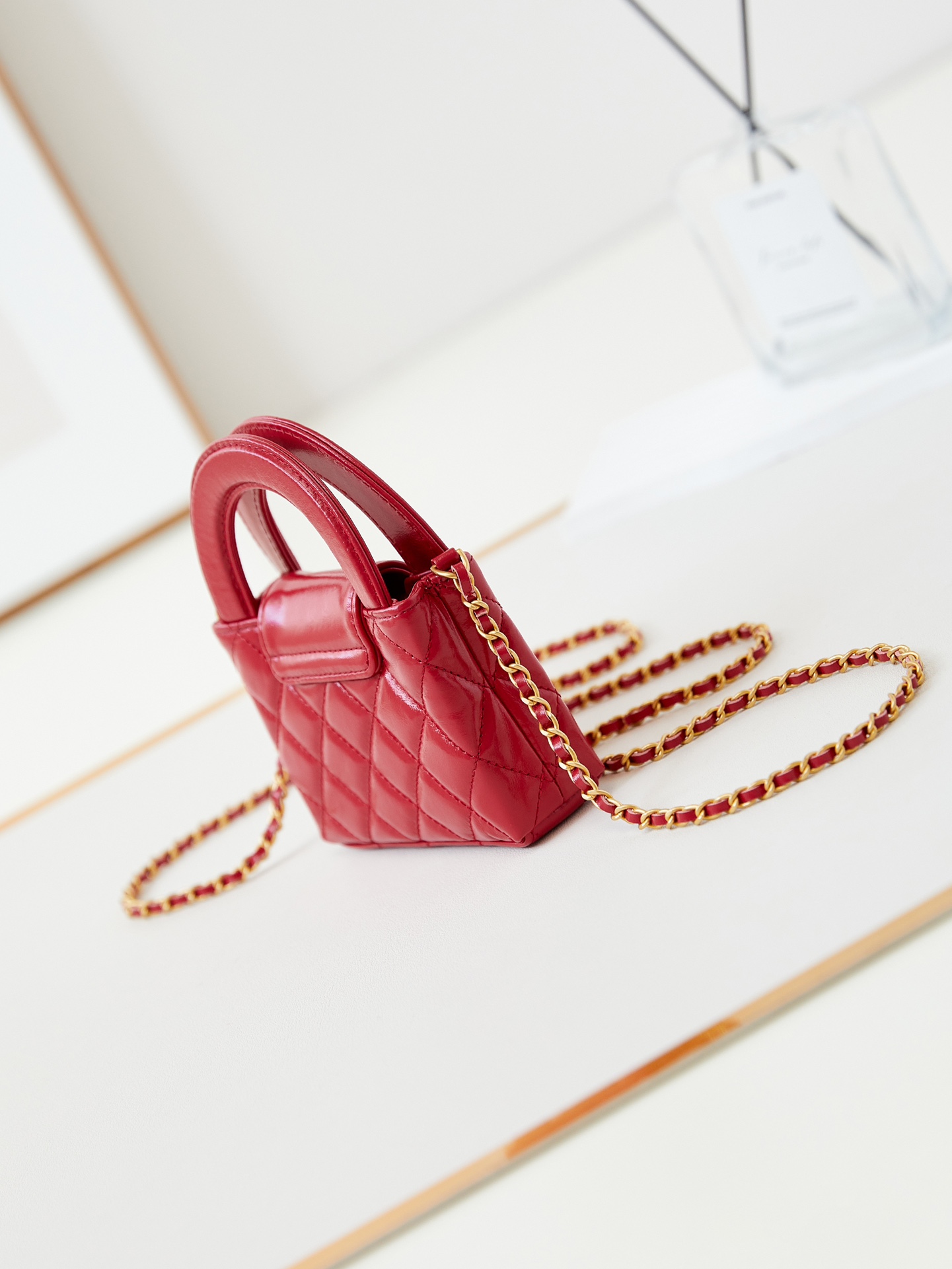 [TOP] CHANEL Kelly Chain Bag 8.3x12.5x4 cm - Red