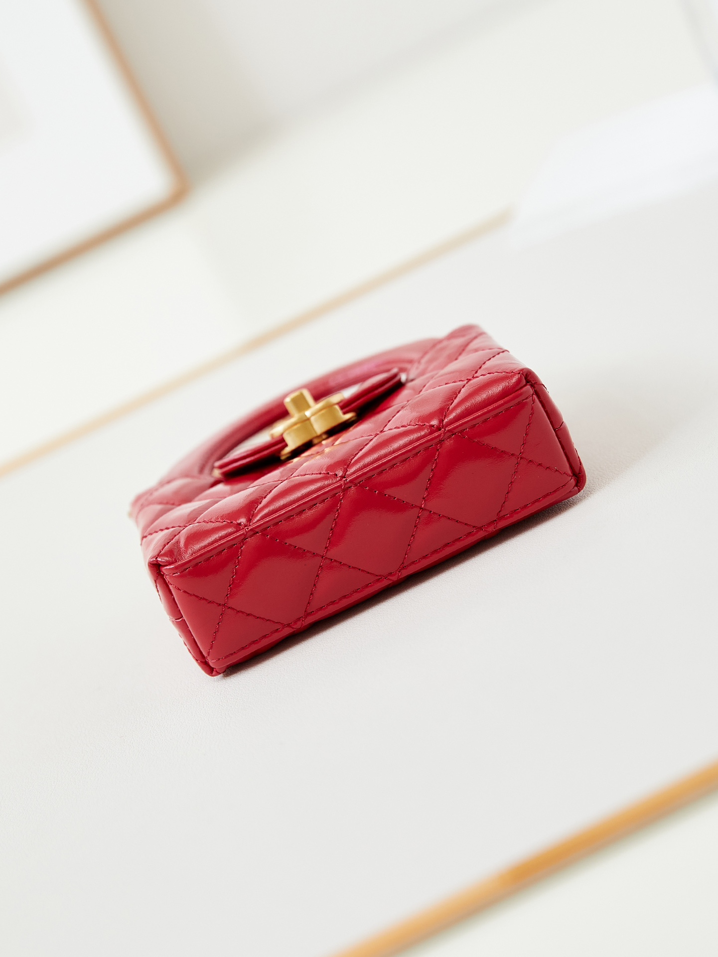 [TOP] CHANEL Kelly Chain Bag 8.3x12.5x4 cm - Red