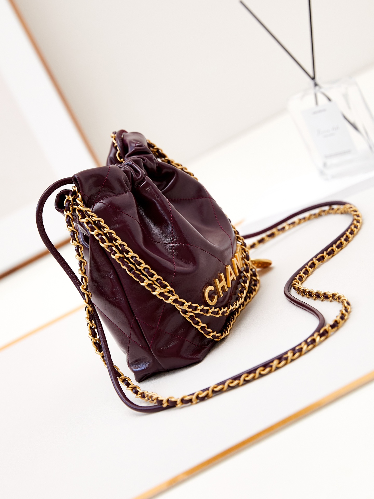 [TOP] CHANEL 22 Bag Mini 19x20x6cm - Dark Red