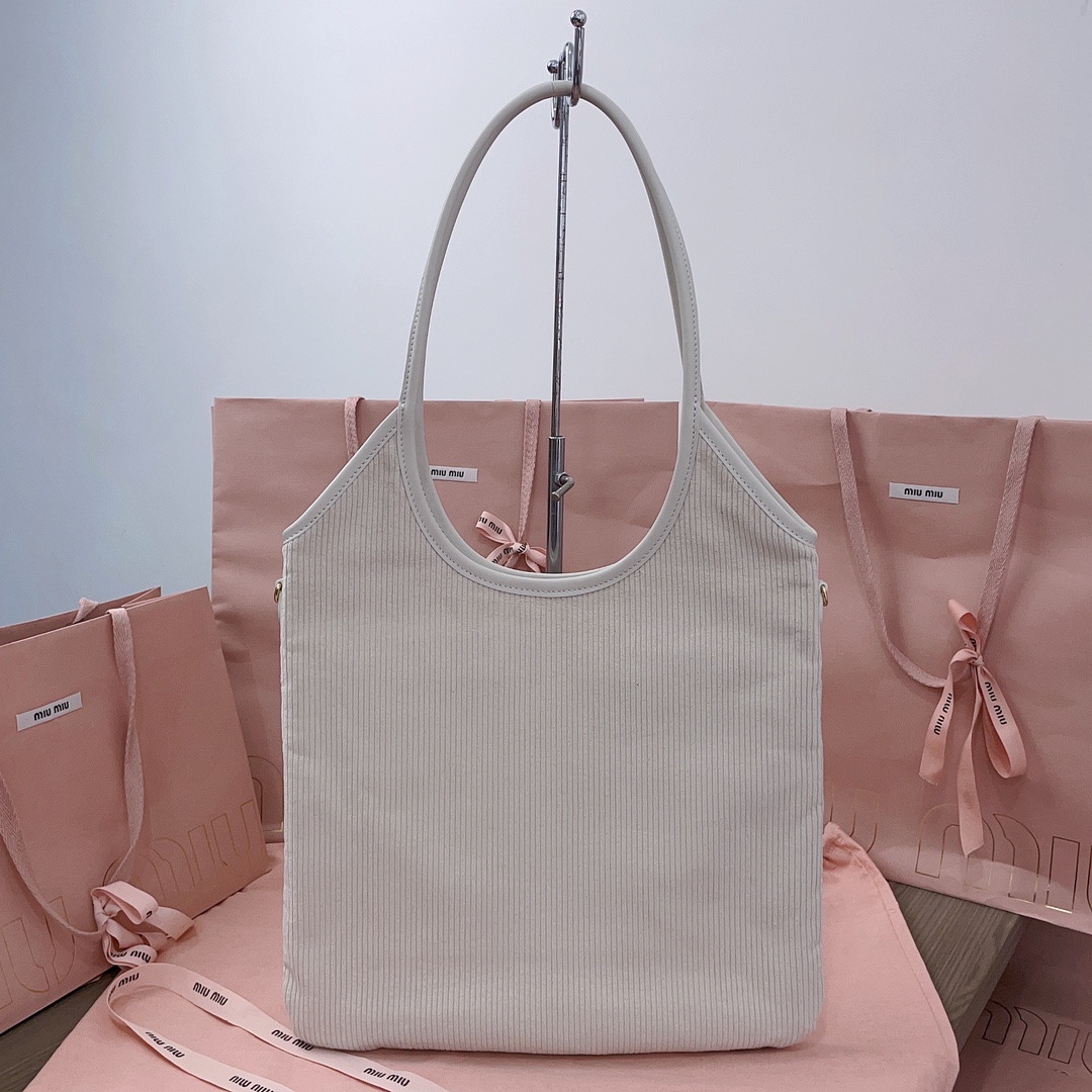 [TOP] Miu Miu Isedan Limited Tote Package 35x40cm - 3 Colour