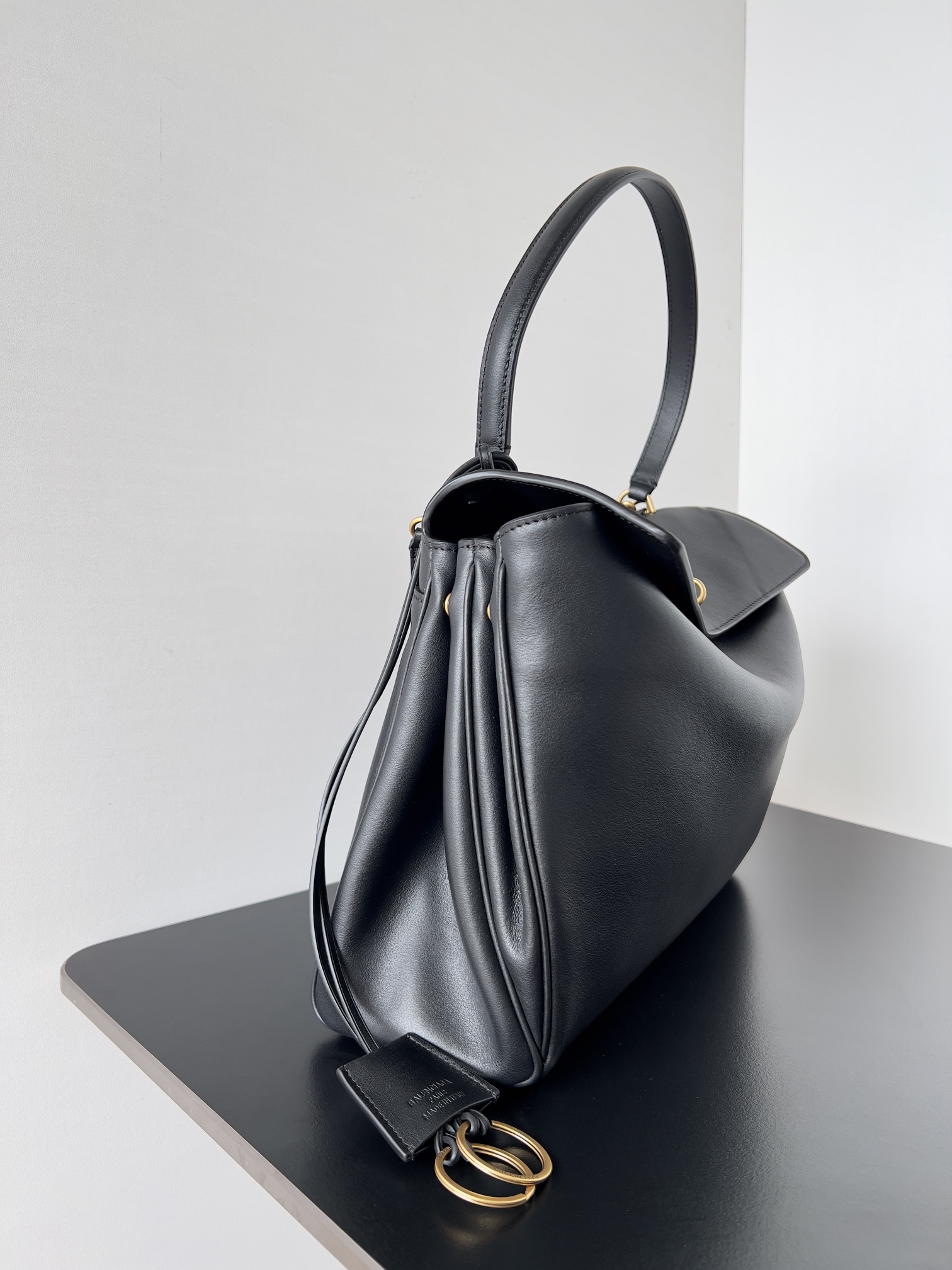 [TOP] BALENCIAGA Rodeo Bag 22.8 x 9.9 x 8.3 cm/28.9 x 20 x 9.9 cm/35 x 23.3 x 10.9 cm/39.8 x 29.9 x 12.9 cm - Black&GHW