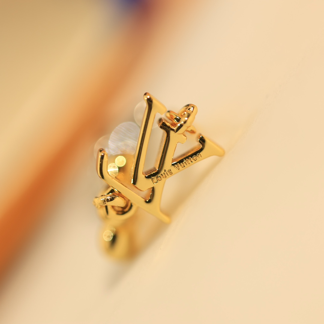 [TOP] Louis Vuitton LV Earrings