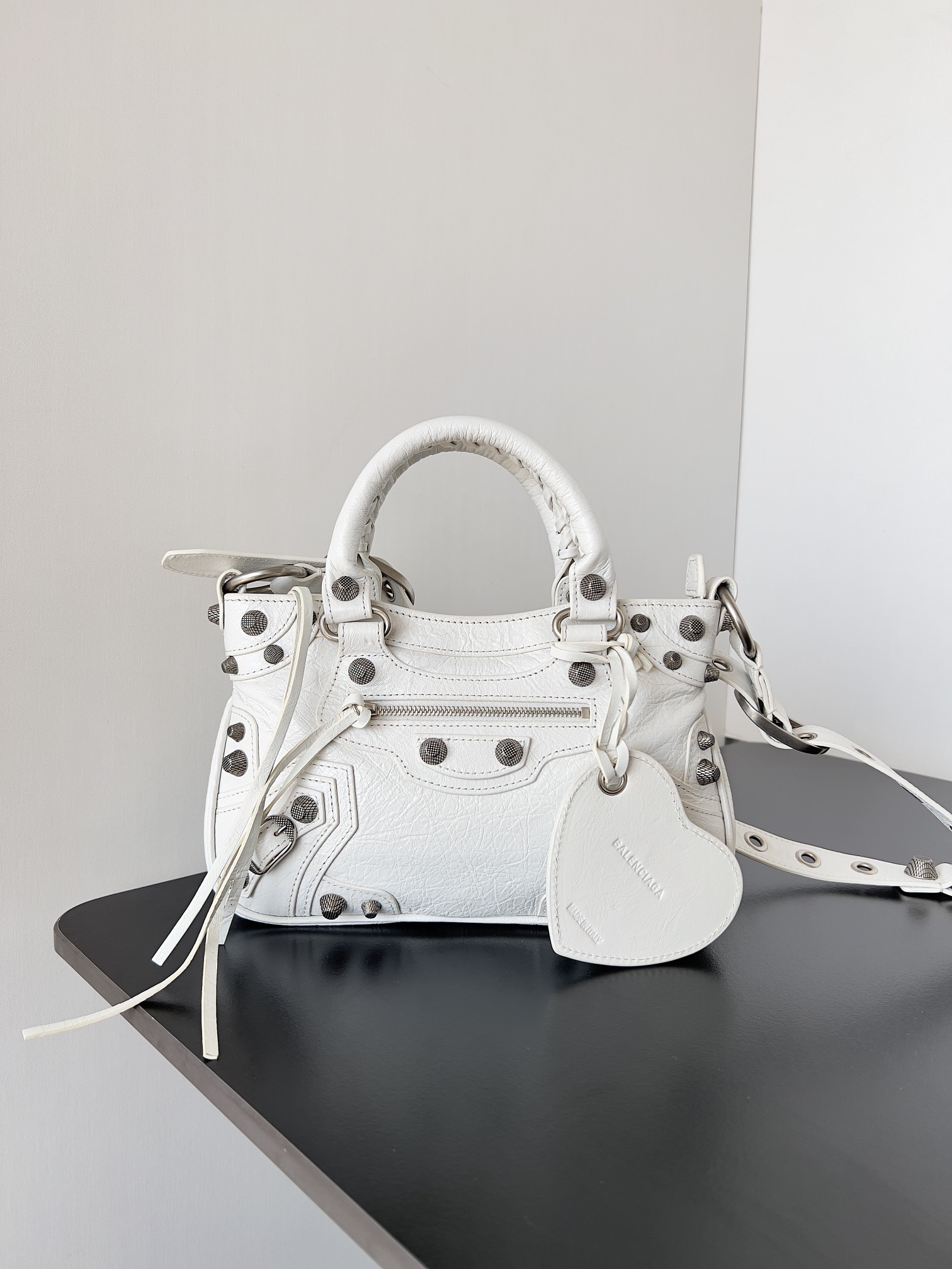 [TOP] BALENCIAGA Neo Cagole Bag Small 23.8×29.2×5 Cm -2 Colors