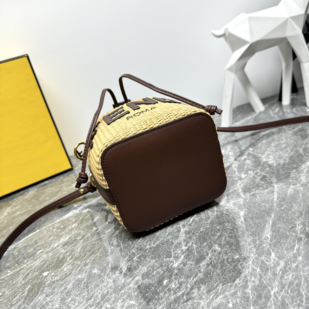 [TOP] FENDI Mon Tresor Bucket Bag 12x14x8cm