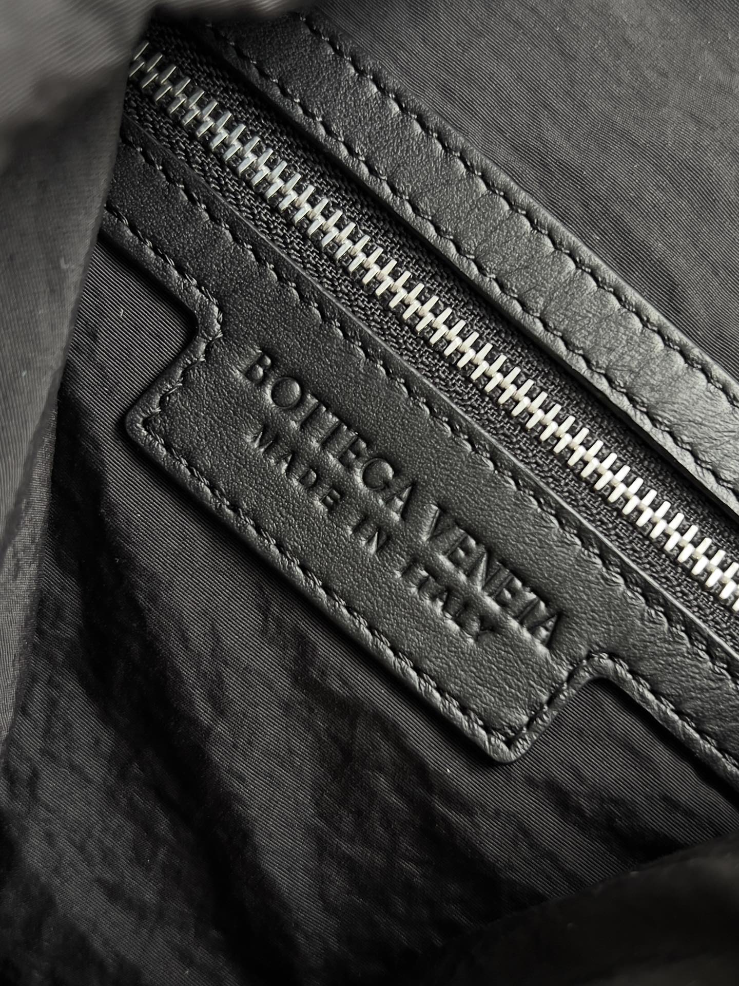 [TOP] Bottega Veneta BV Men's Cowhide Backpack 38*26*15cm - 2 Colour