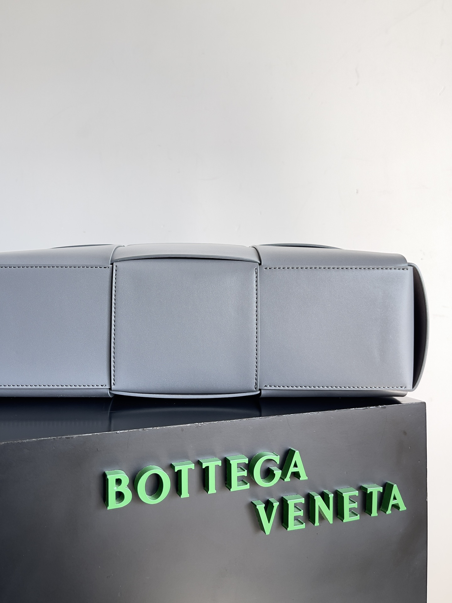 [TOP] Bottega Veneta BV Large Grid Woven Men's Briefcase - 2 Colour