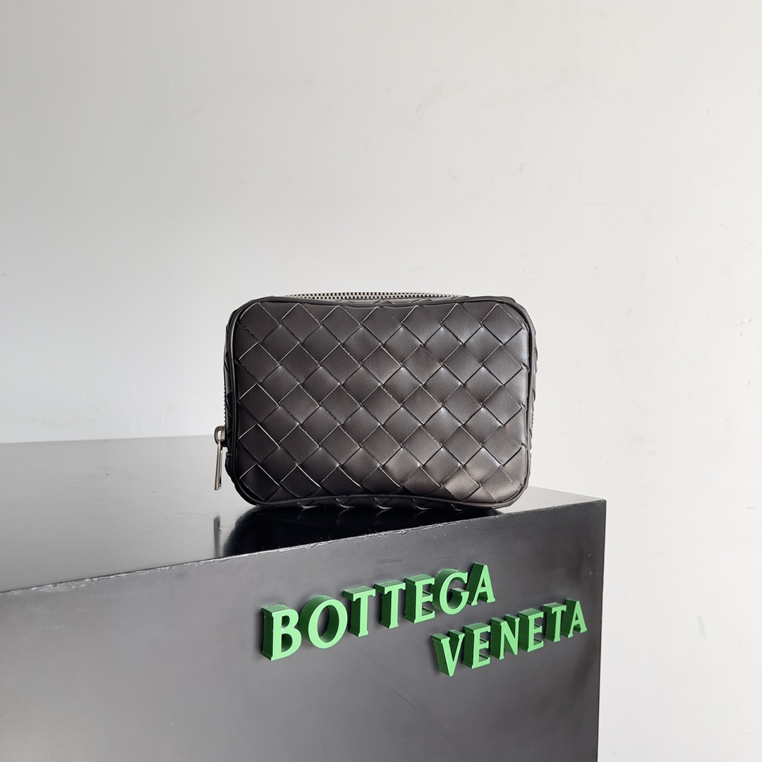 [TOP] Bottega Veneta BV Men's Cowhide Woven Handbag