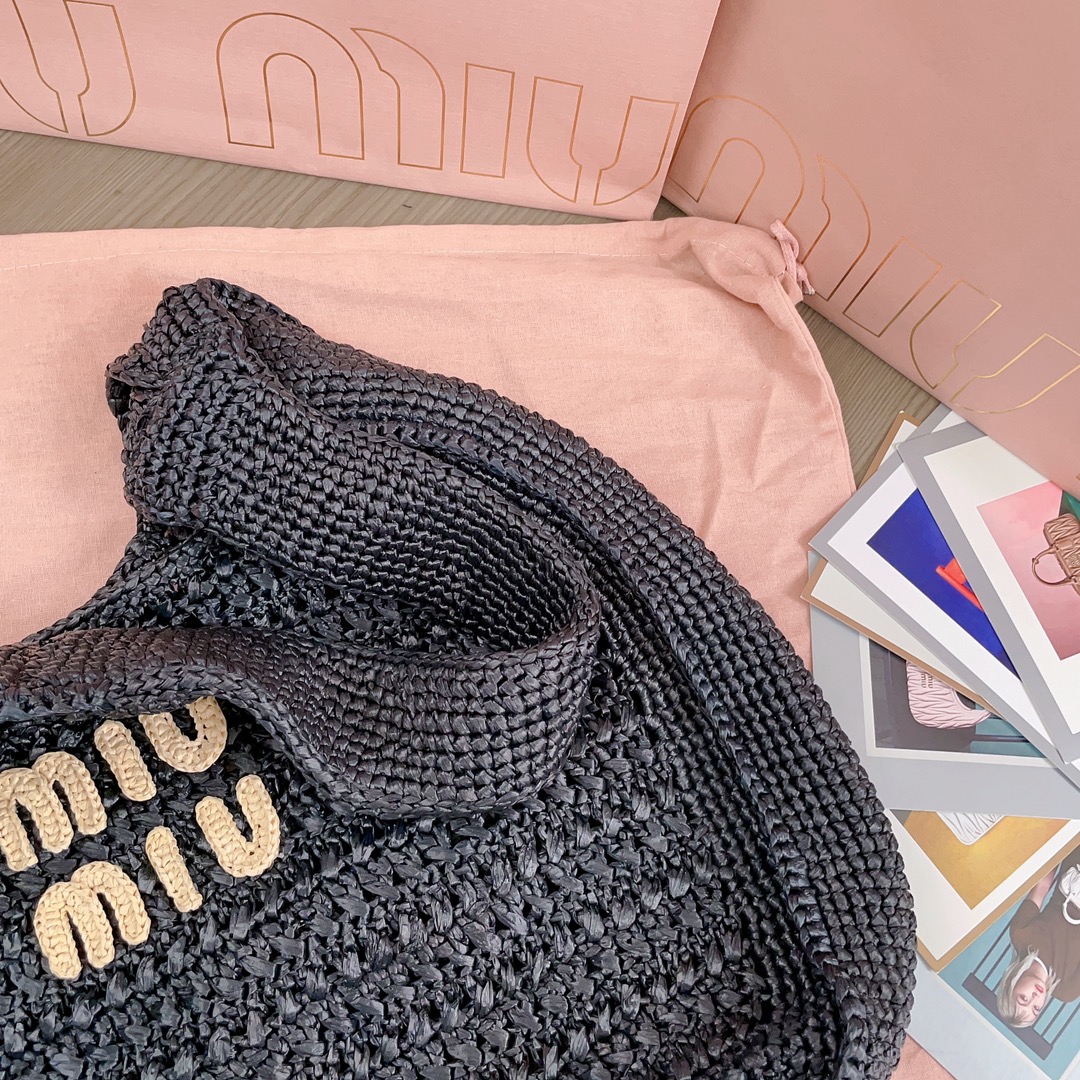 [TOP] Miu Miu Woven Bag 44*31.5*8cm - Black