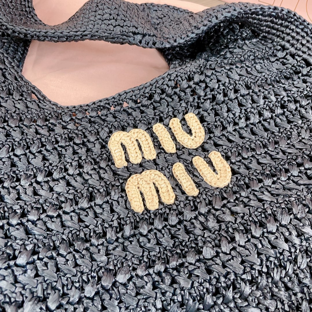 [TOP] Miu Miu Woven Bag 44*31.5*8cm - Black