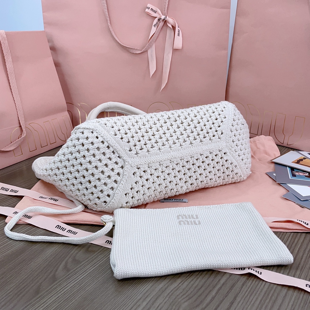 [TOP] Miu Miu Hollow Woven Tote Bag 28X 26X12.5cm