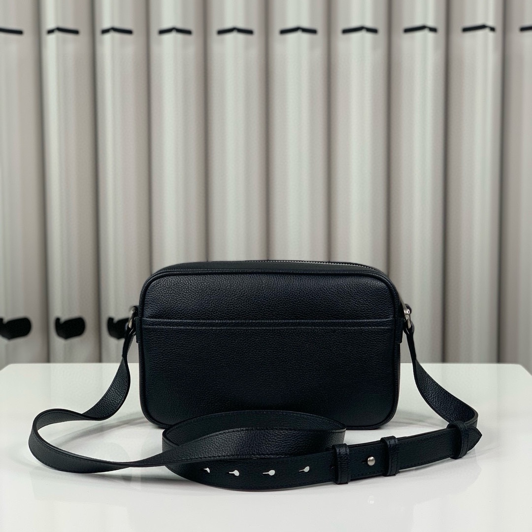 [TOP] GUCCI Shoulder Bag 14X23.5X6cm - Black