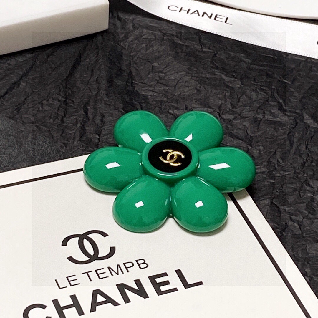 [TOP] CHANEL Flower Brooch-Green