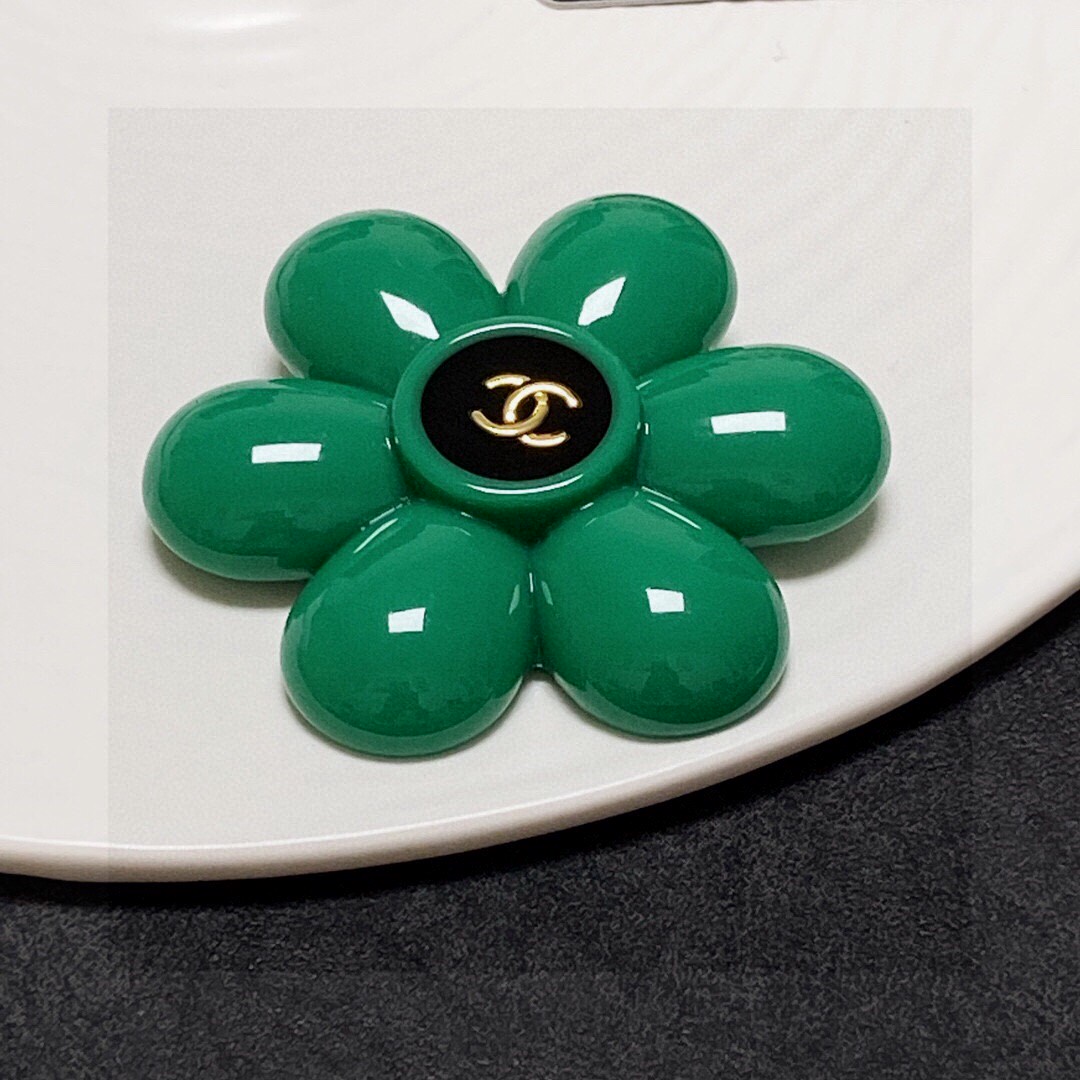 [TOP] CHANEL Flower Brooch-Green