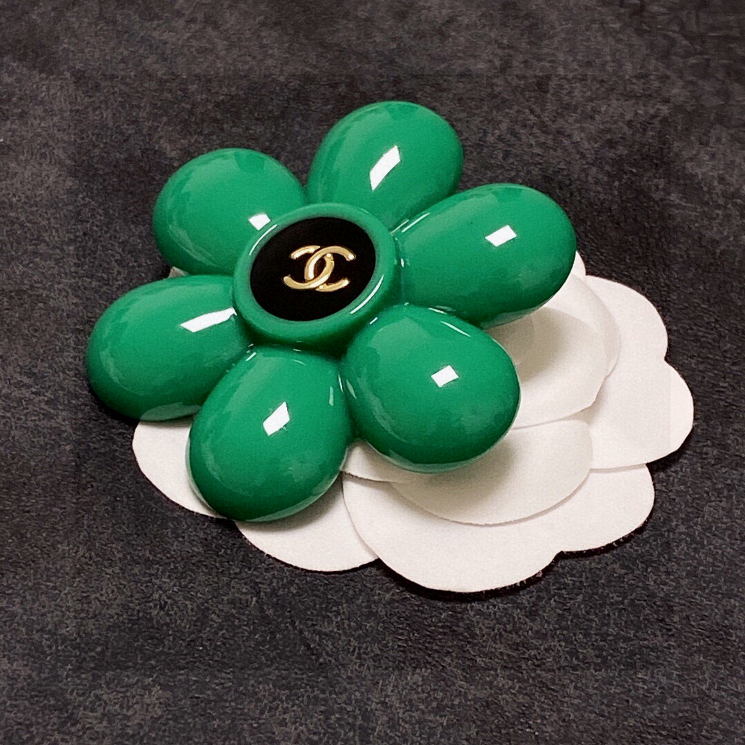 [TOP] CHANEL Flower Brooch-Green