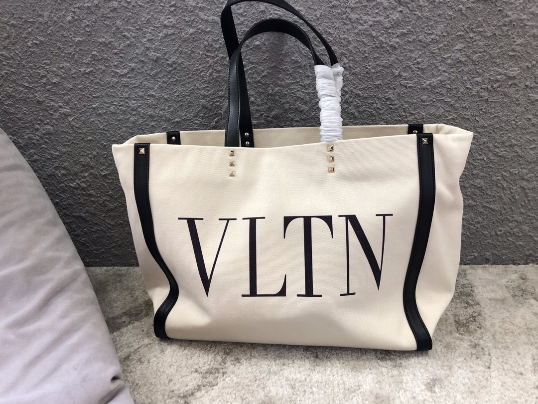 [TOP] VALENTINO Canvas VLTN Print Large Tote Bag 37 x 12 x 32 cm-2 Colors