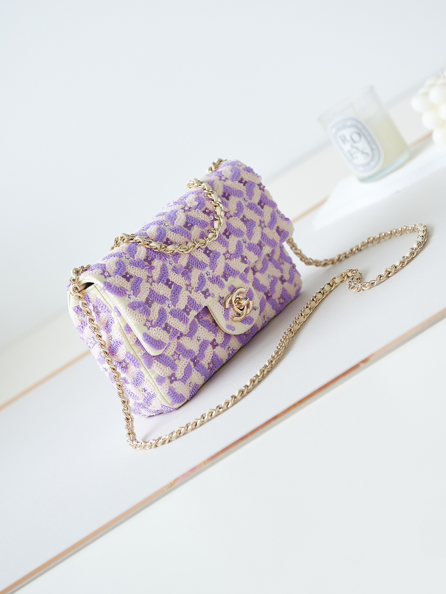 [TOP] CHANEL Flap Bag with Star Pattern 15x20x7cm - Purple