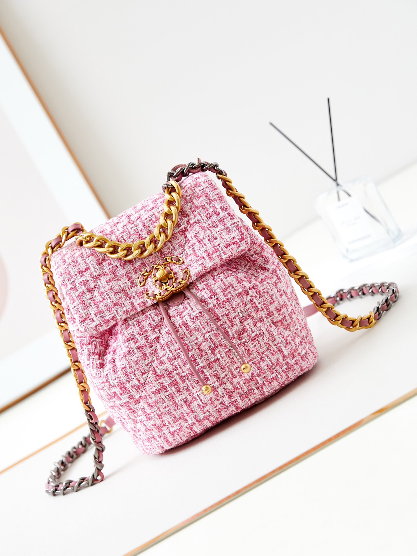 [TOP] CHANEL 19 Backpack Bag 26x22x16cm - Pink