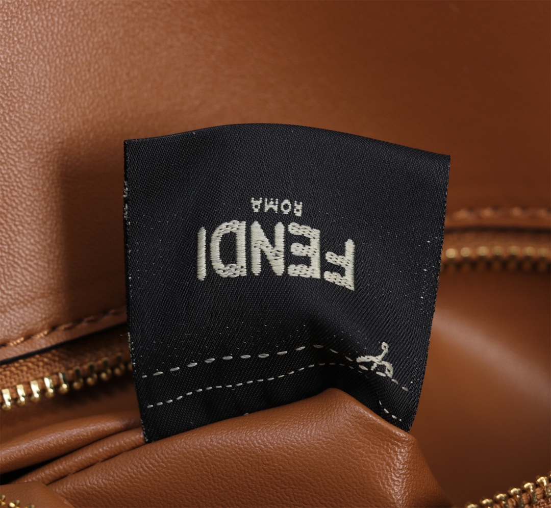 [TOP] FENDI Baguette FF Bag with Pequin Plaid Pattern 27x15x6cm - Brown