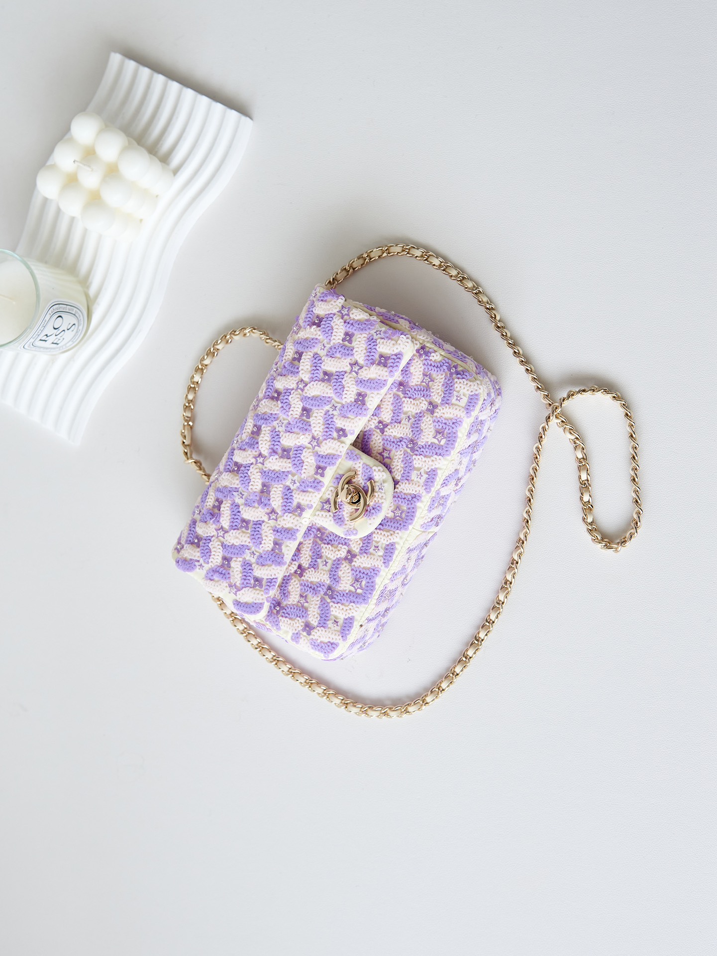 [TOP] CHANEL Flap Bag with Star Pattern 15x20x7cm - Purple