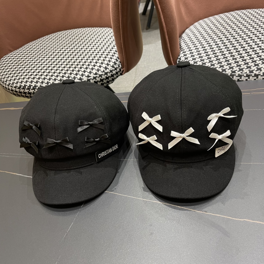 [TOP] Christian Dior Autumn And Winter Octagonal Hat - Two Colors