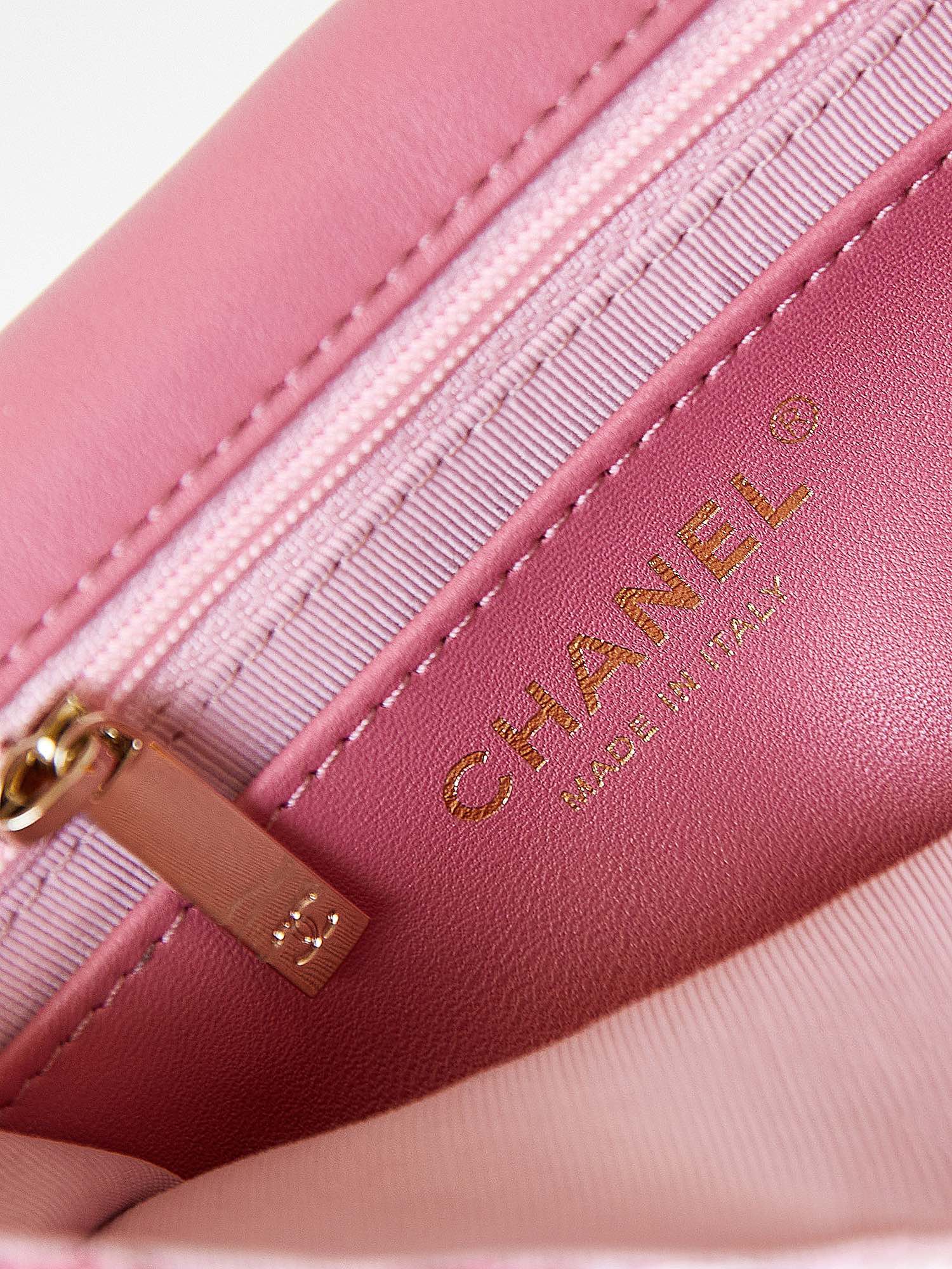 [TOP] CHANEL Flap Bag with Enamel Buckle Heart 12.5x16x4.5cm/14.5x18.5x6.5cm - Pink