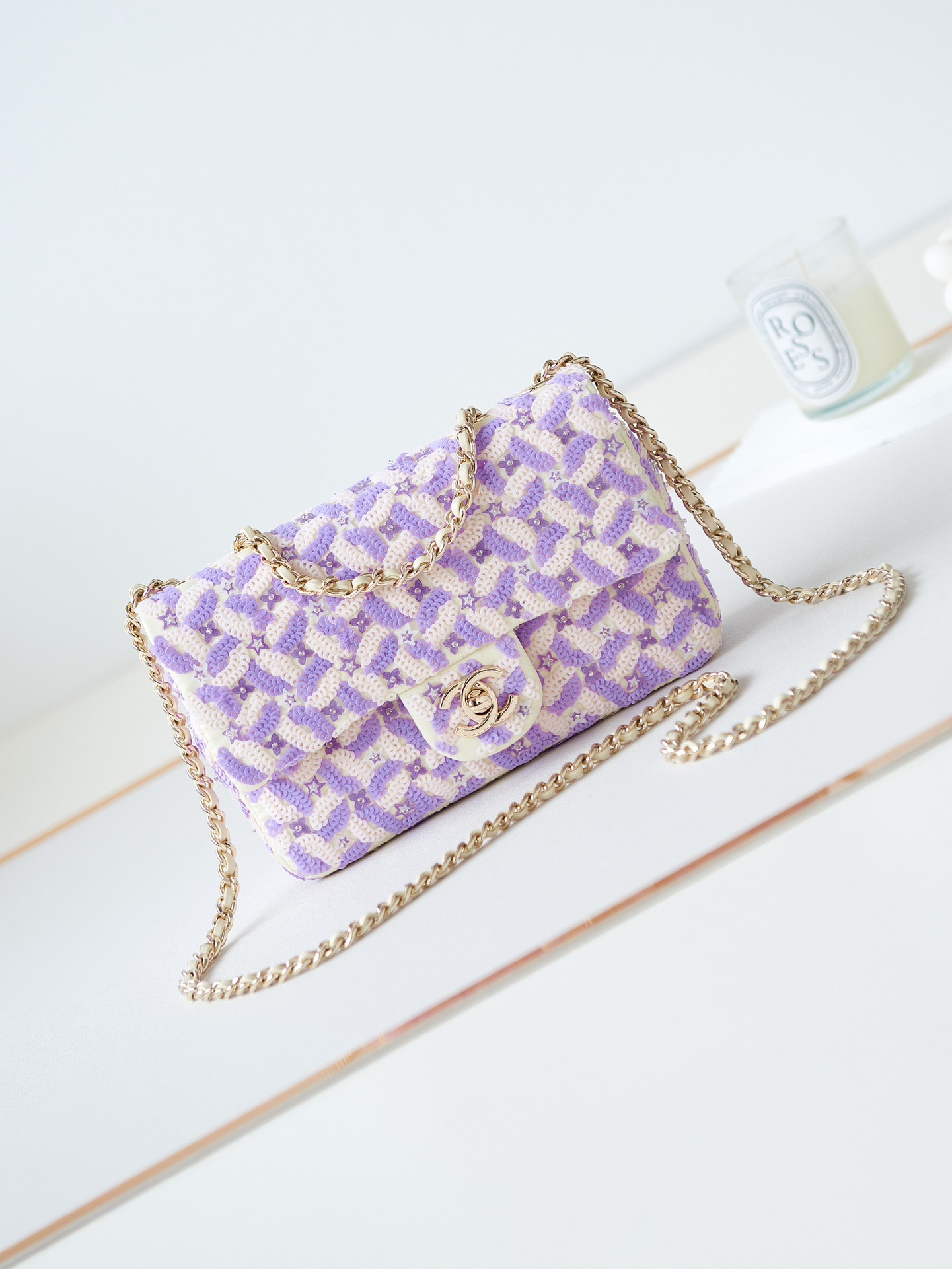 [TOP] CHANEL Flap Bag with Star Pattern 15x20x7cm - Purple
