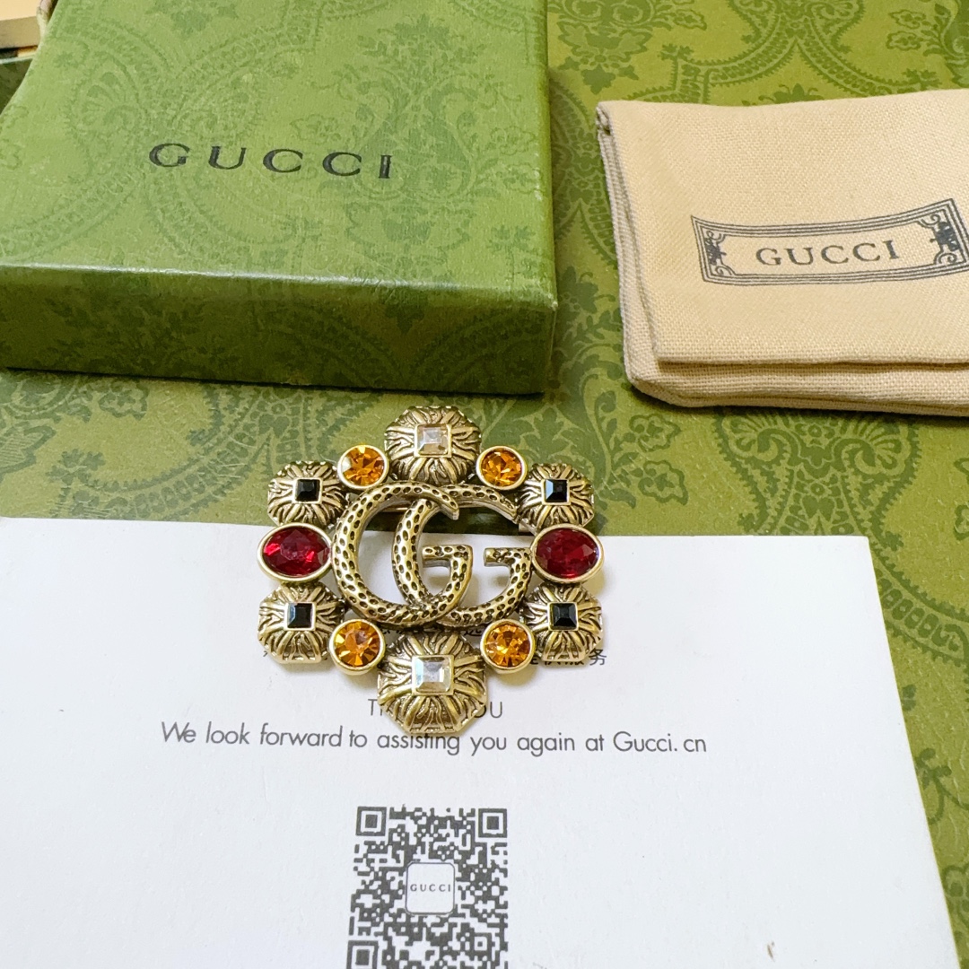 [TOP] GUCCI  Brooch