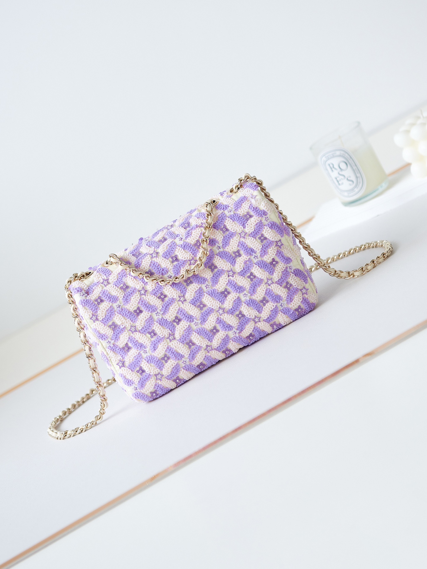 [TOP] CHANEL Flap Bag with Star Pattern 15x20x7cm - Purple