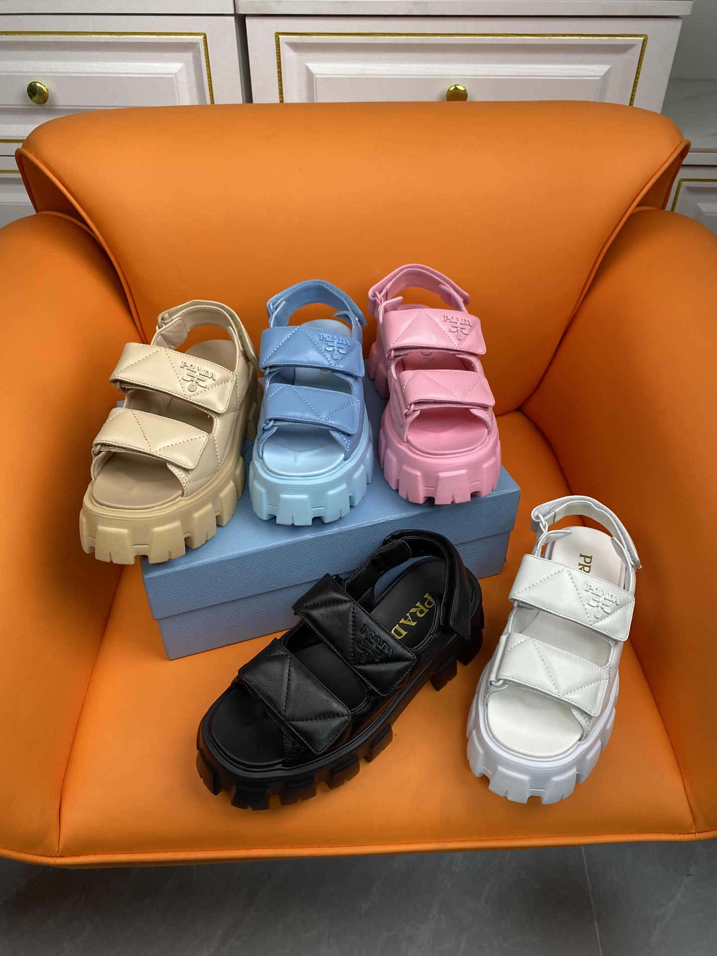 [TOP] PRADA Thick Sole Sandals - 5 Color
