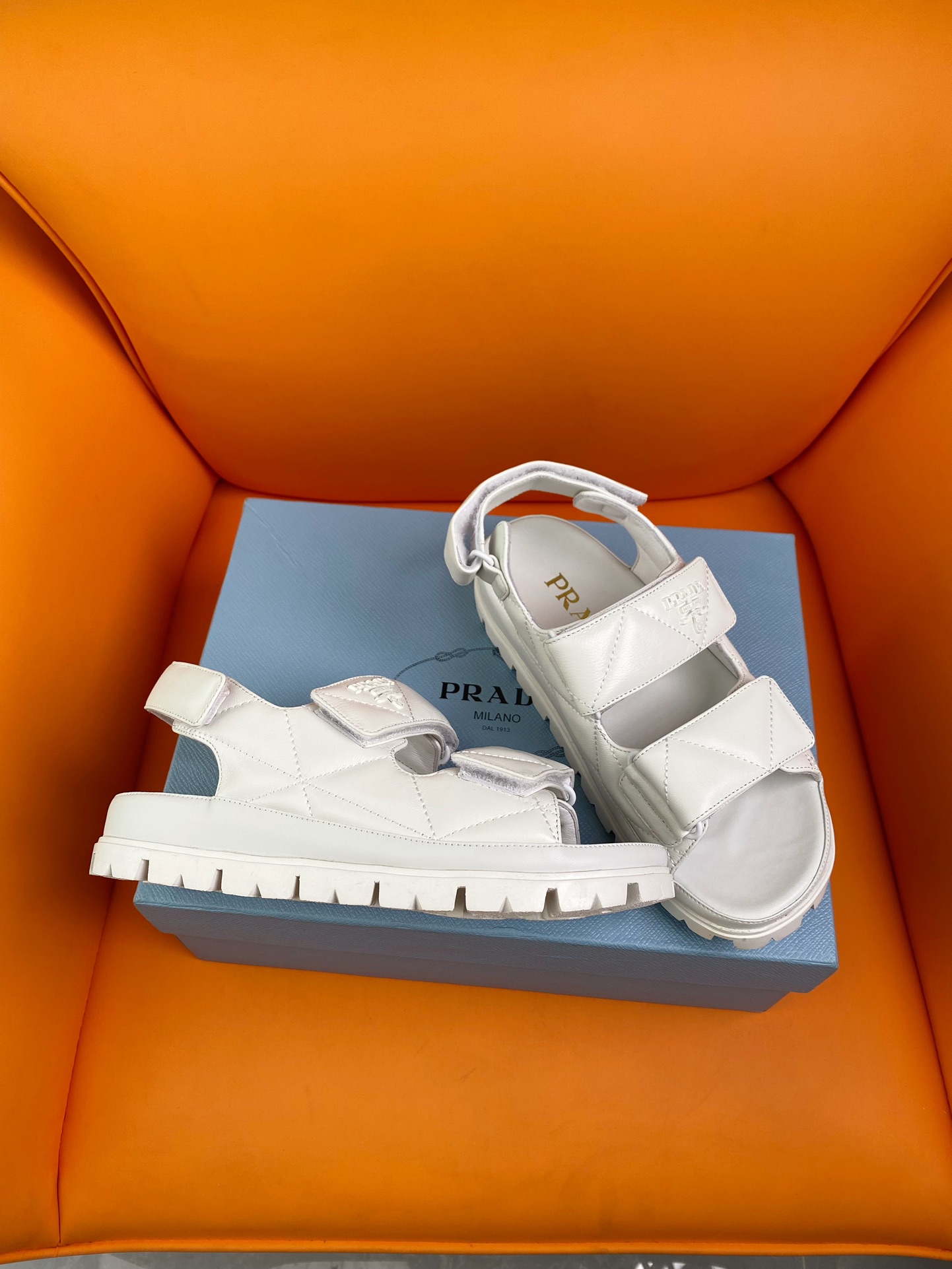 [TOP] PRADA Thick Sole Sandals - 5 Color