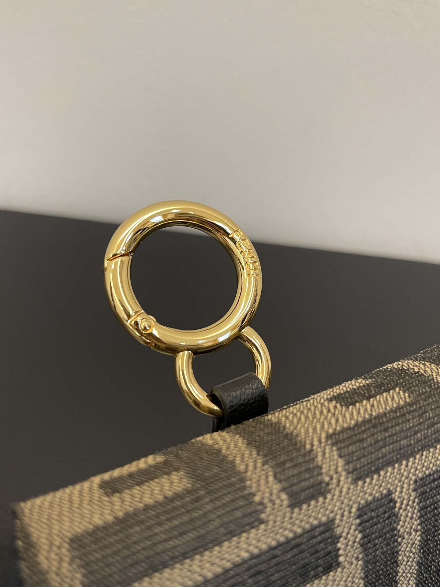 [TOP] FENDI Baguette FF Bag Nano 10x7x2.5cm - Brown