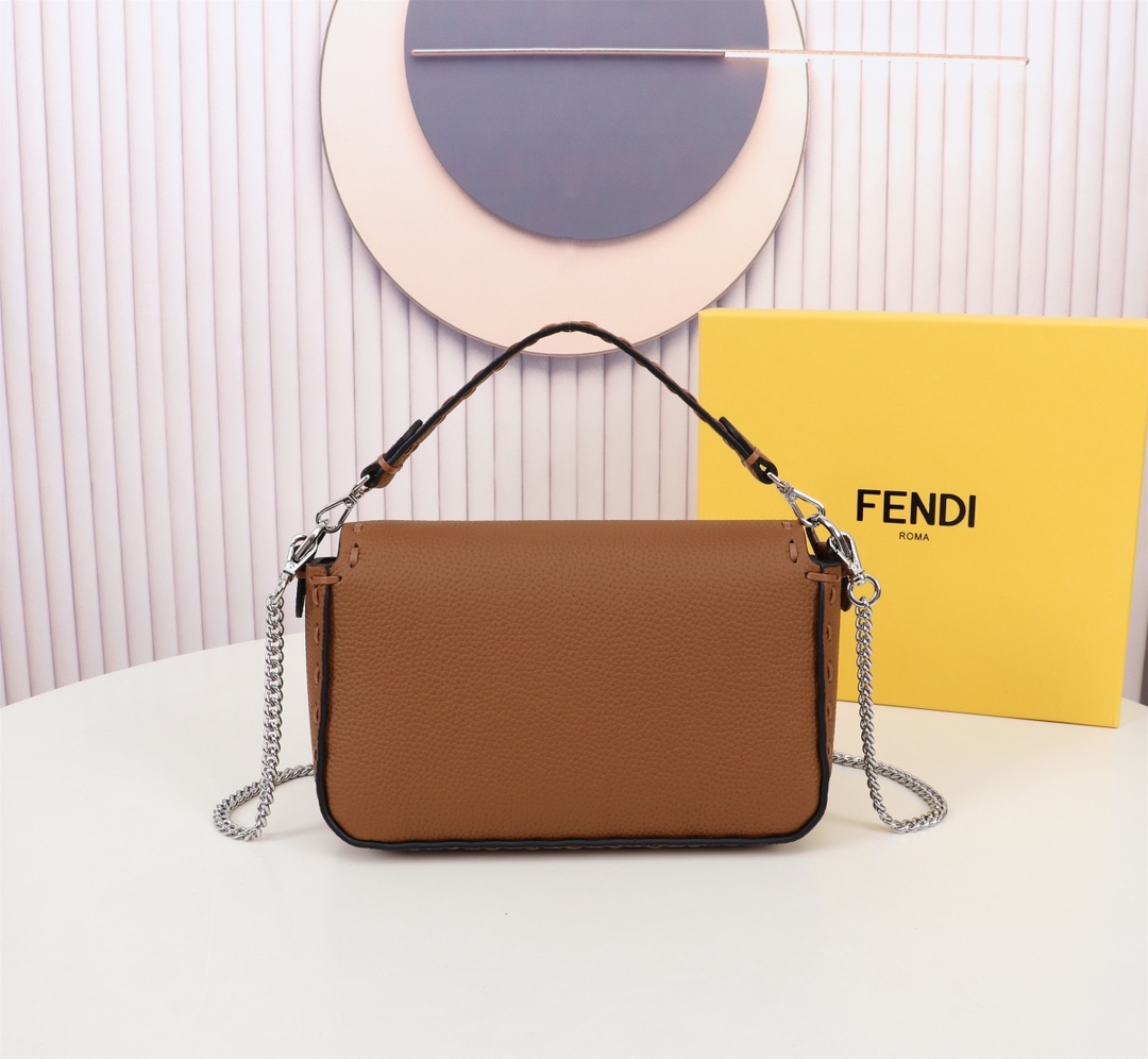 [TOP] FENDI Baguette FF Bag 20x13x5cm - Brown