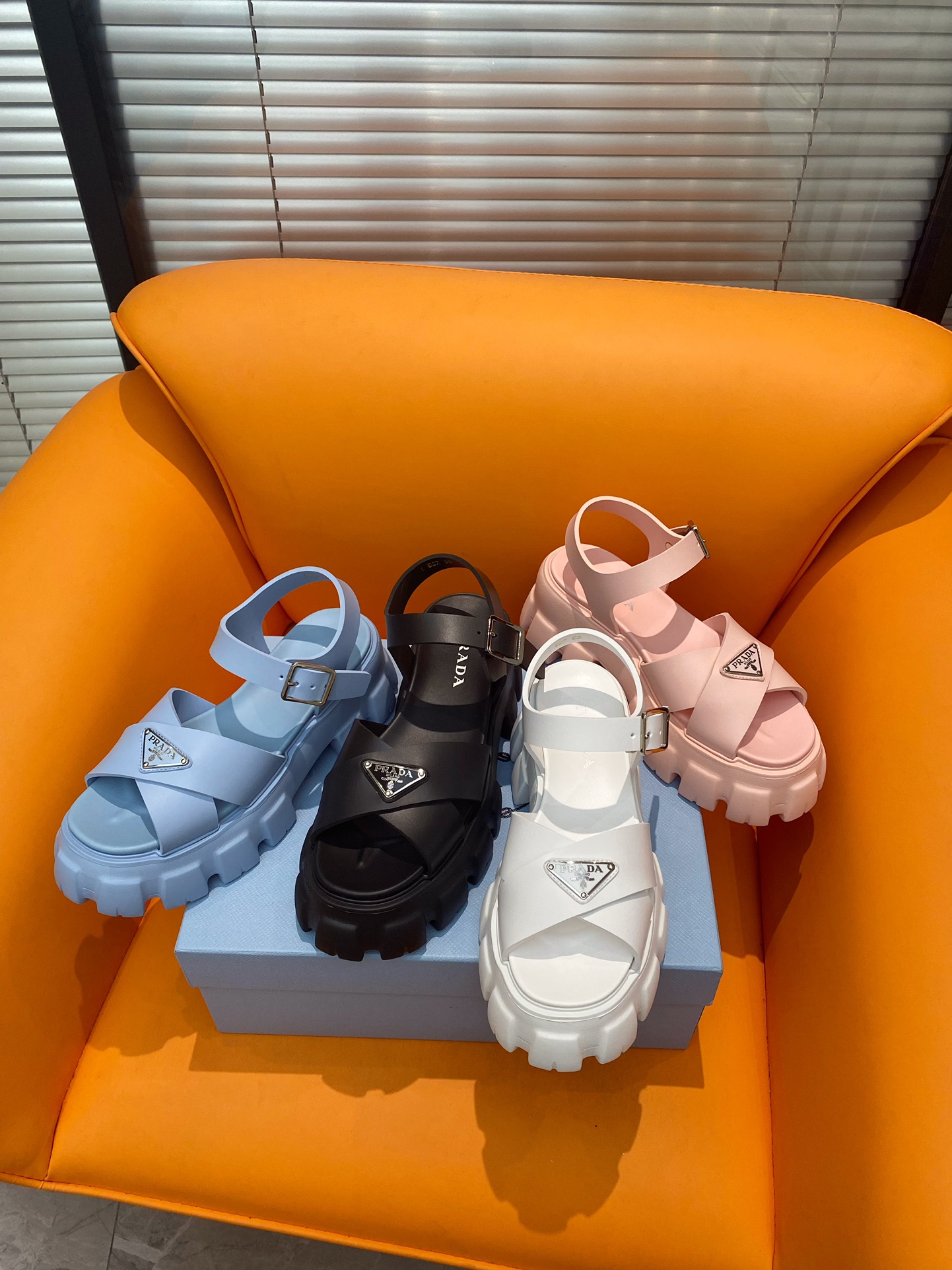 [TOP] PRADA Thick Sole Sandals - 5 Color