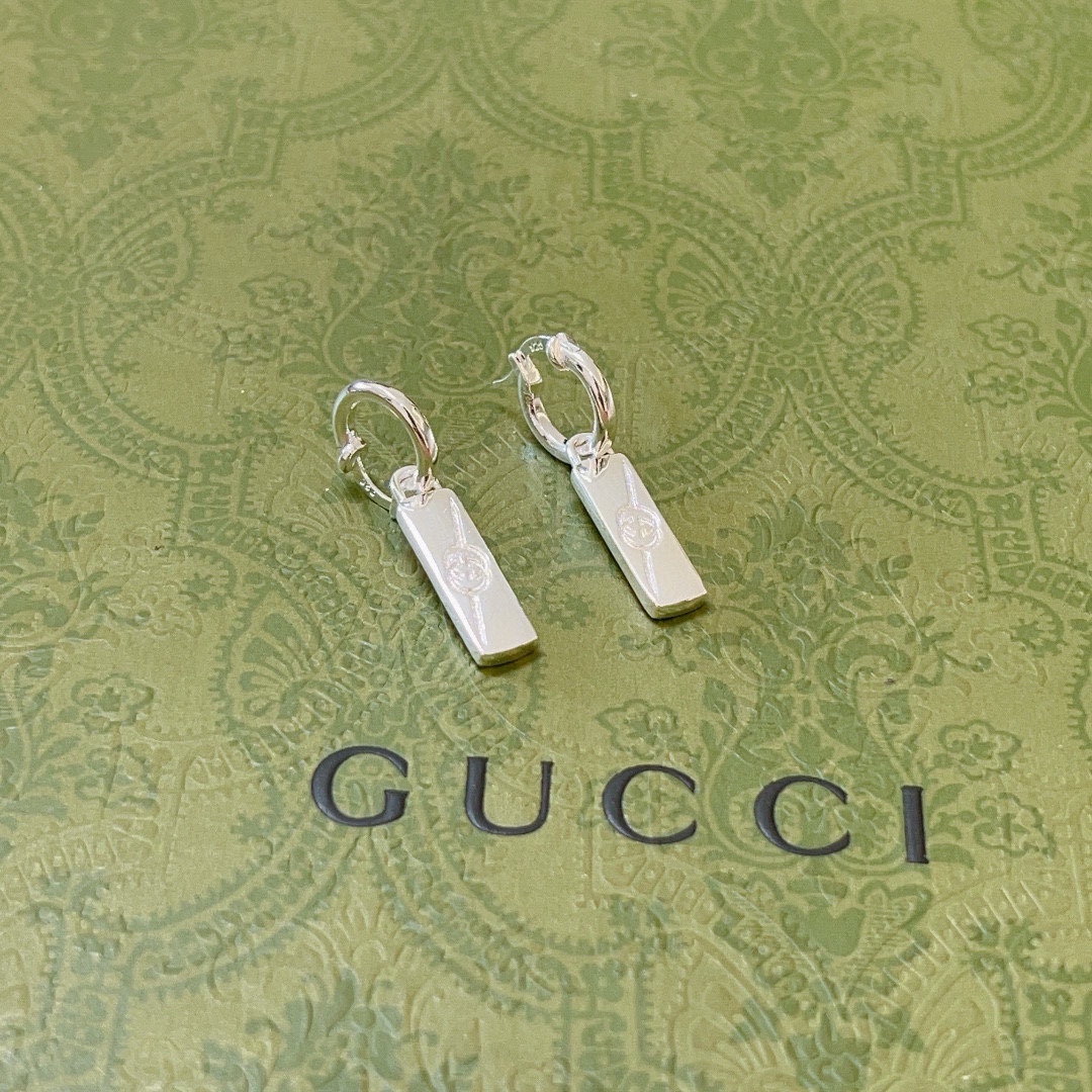 [TOP] GUCCI  Earrings-Sliver