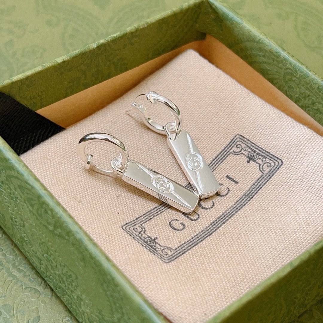 [TOP] GUCCI  Earrings-Sliver