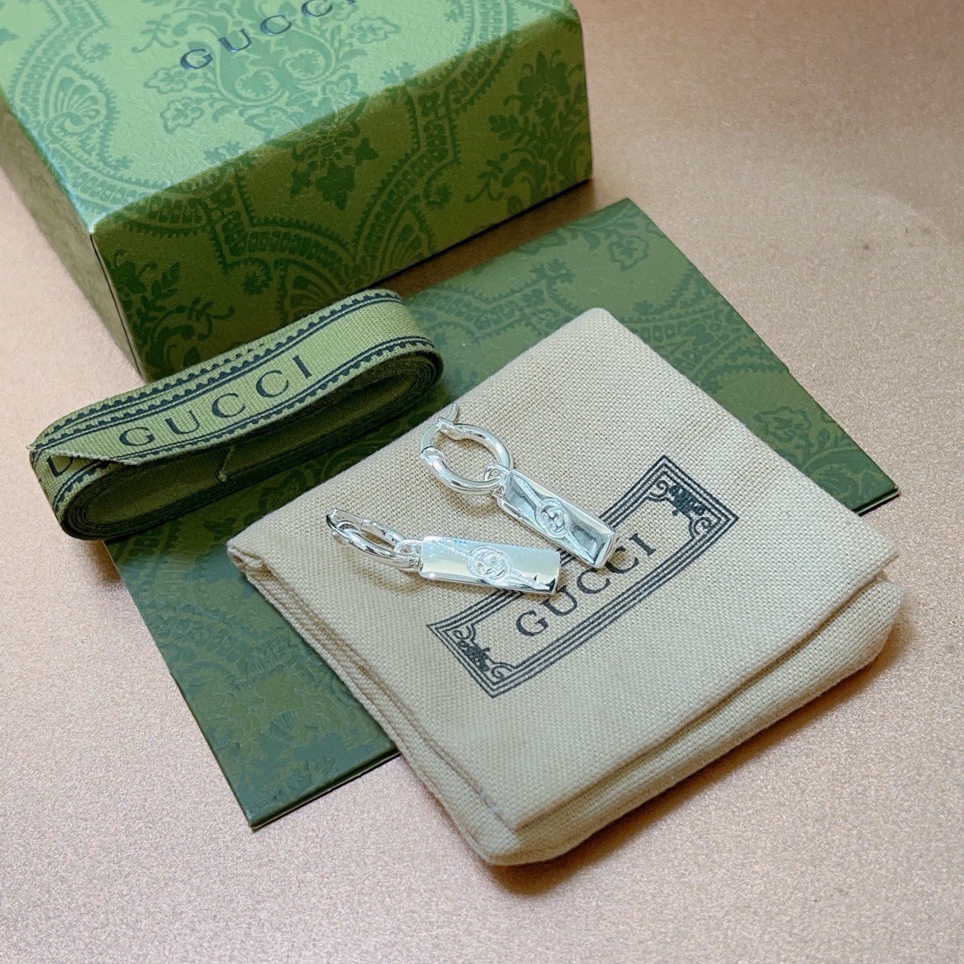 [TOP] GUCCI  Earrings-Sliver