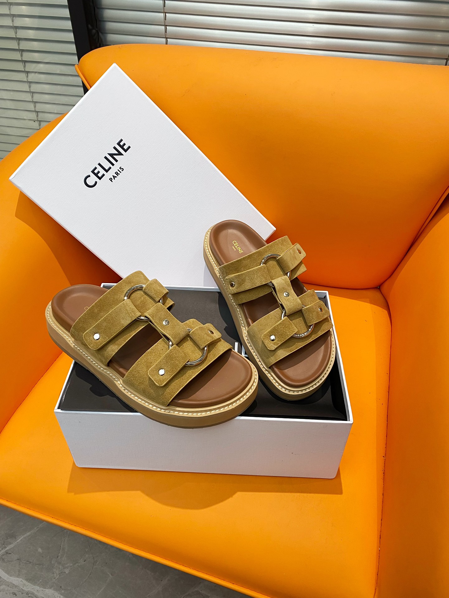 [TOP] CELINE Classic Calfskin Slippers - 8 Colors