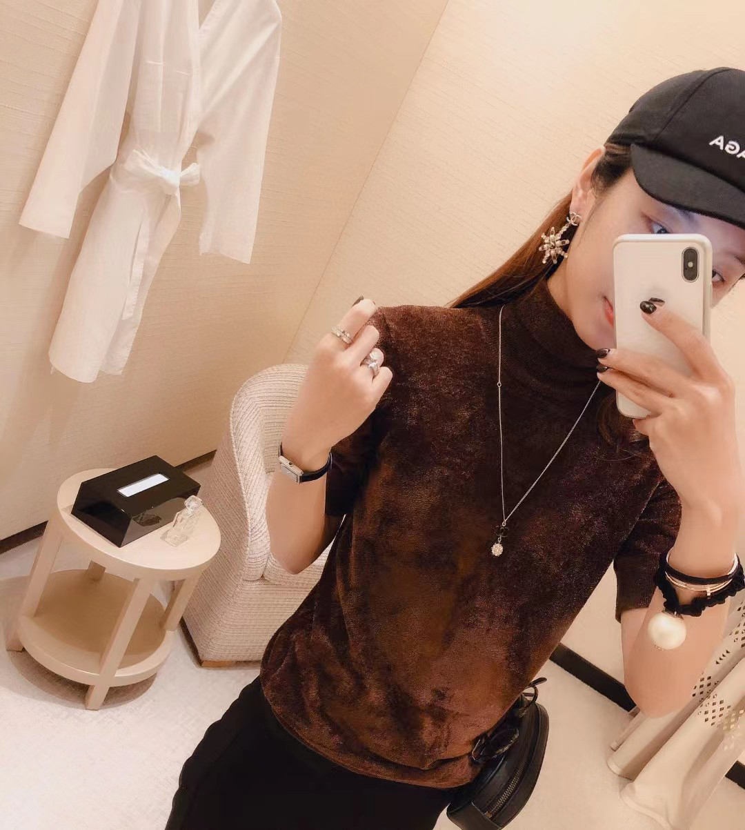 [TOP] CHANEL Sunflower Pearl Letters Earrings