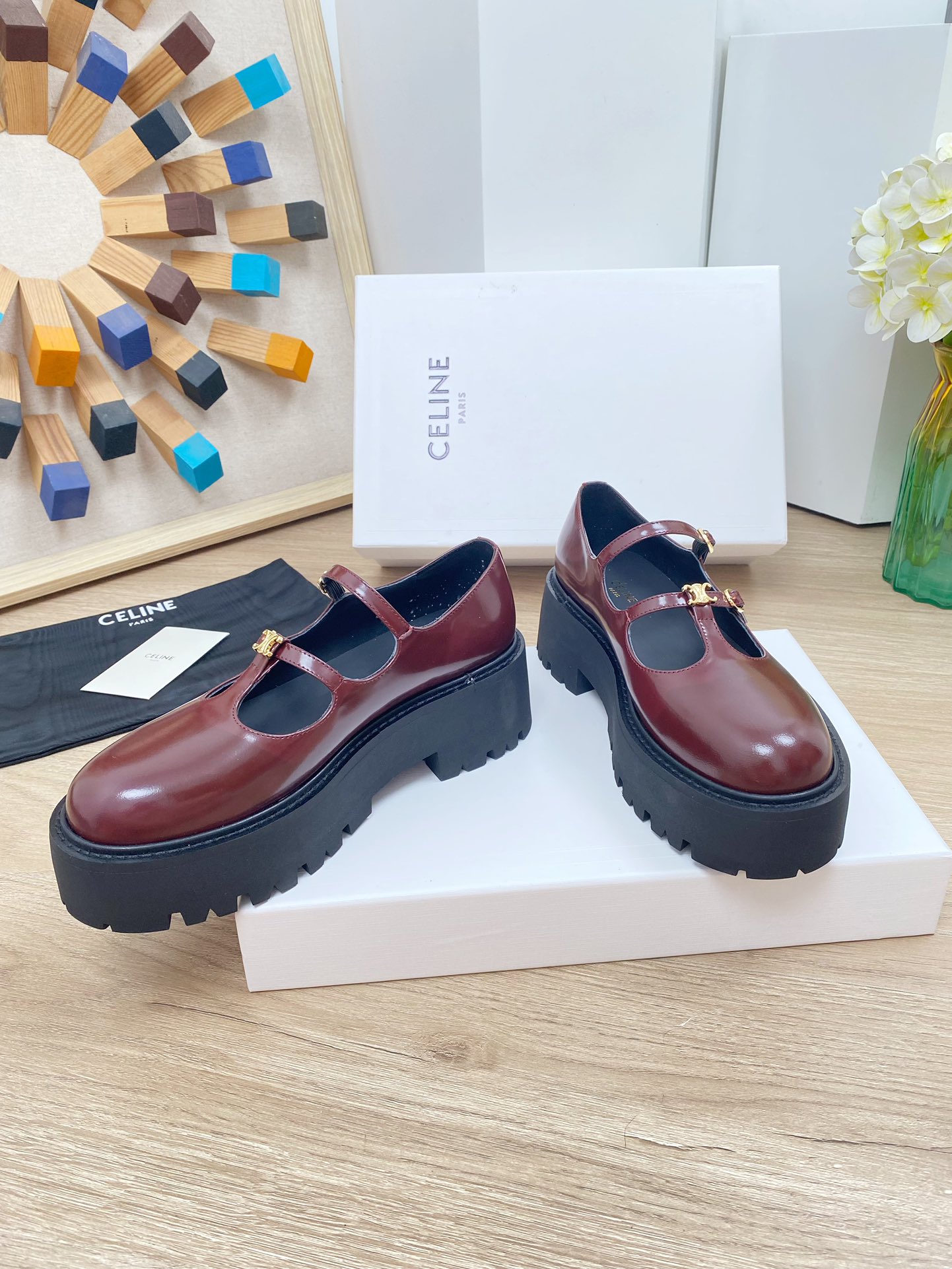 [TOP] CELINE Cowhide Mary Jane Shoes - 3 Colors