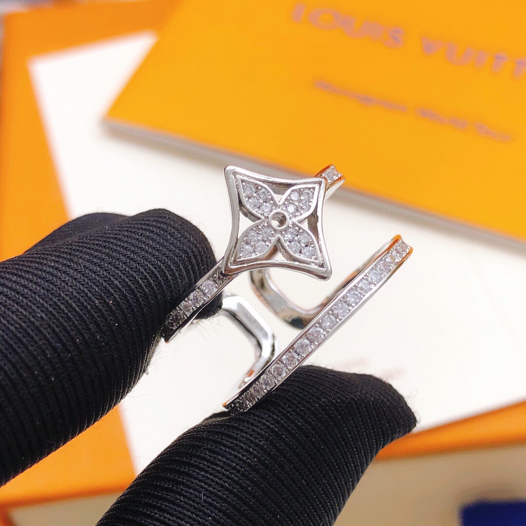 [TOP] Louis Vuitton LV  Diamond Ring-Sliver