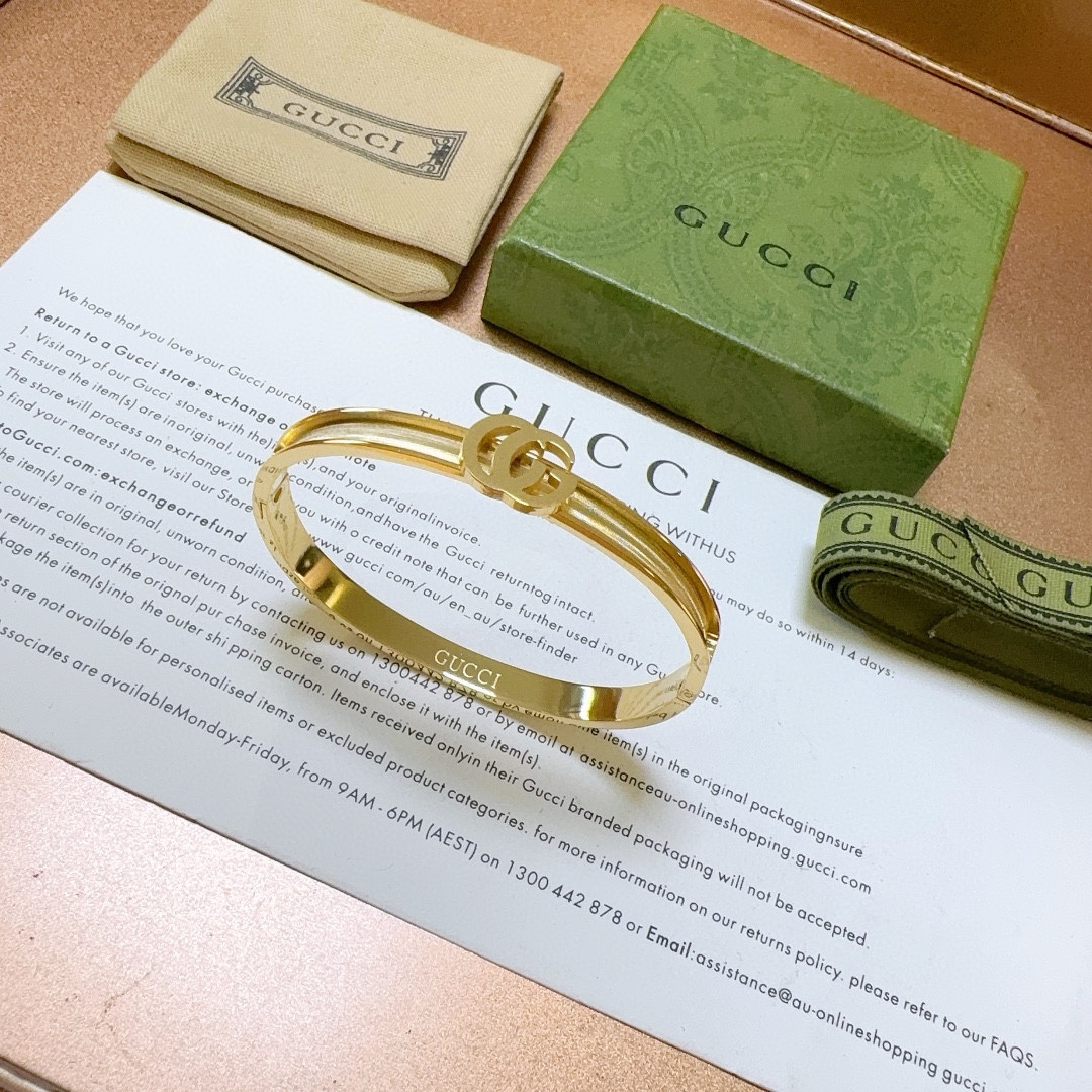 [TOP] GUCCI Bamboo Bracelet - Gold
