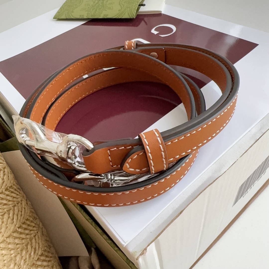 [TOP] GUCCI Woven Bag 26x25x11cm - Khaki