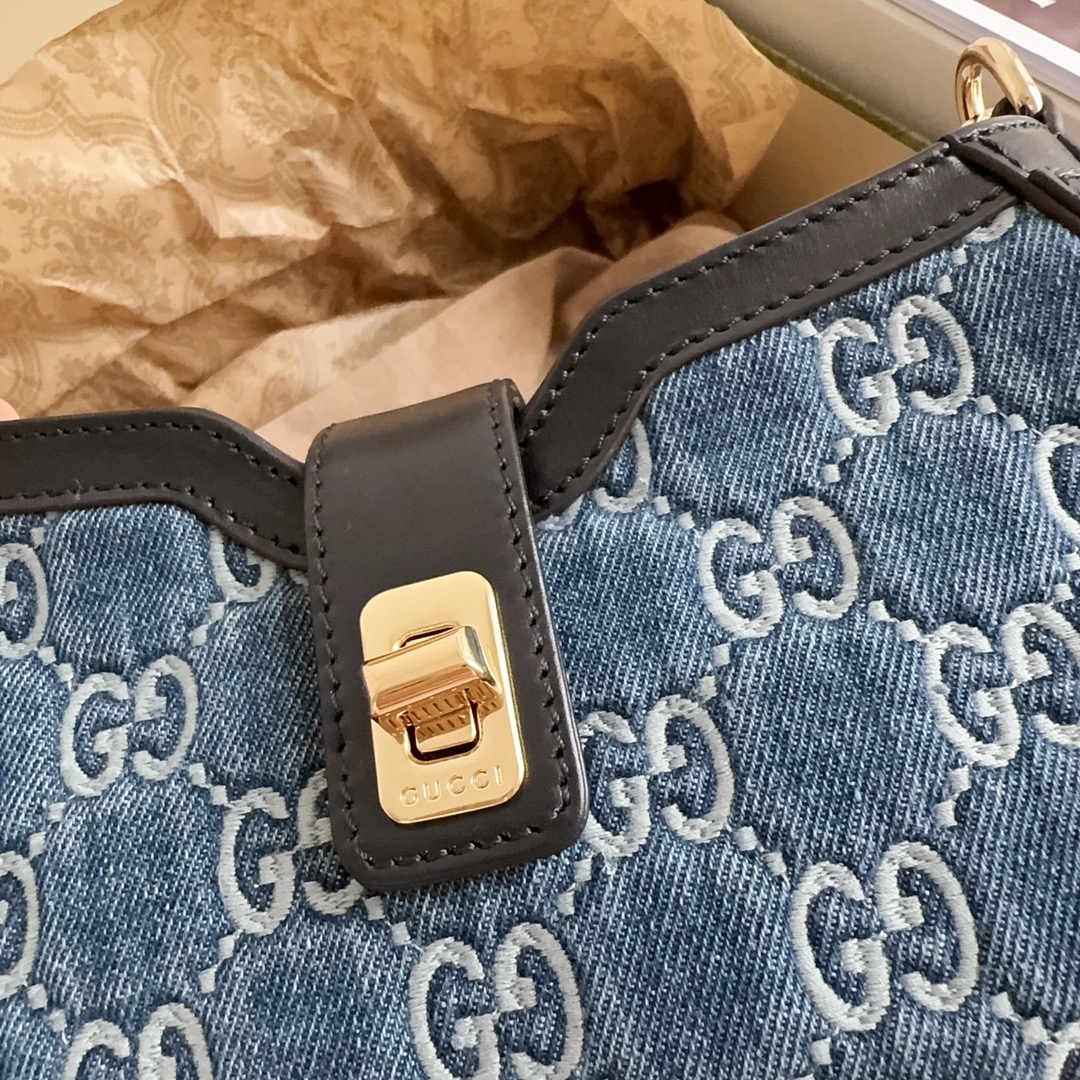 [TOP] GUCCI Lido Bag 12x24x5cm - Denim