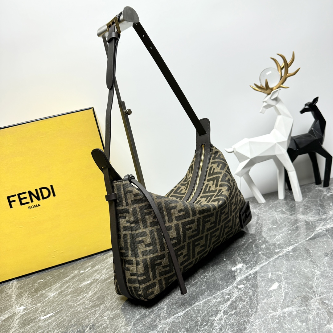 [TOP] FENDI Armpit Bag 22.5*12*7cm/34*19*7cm - Brown