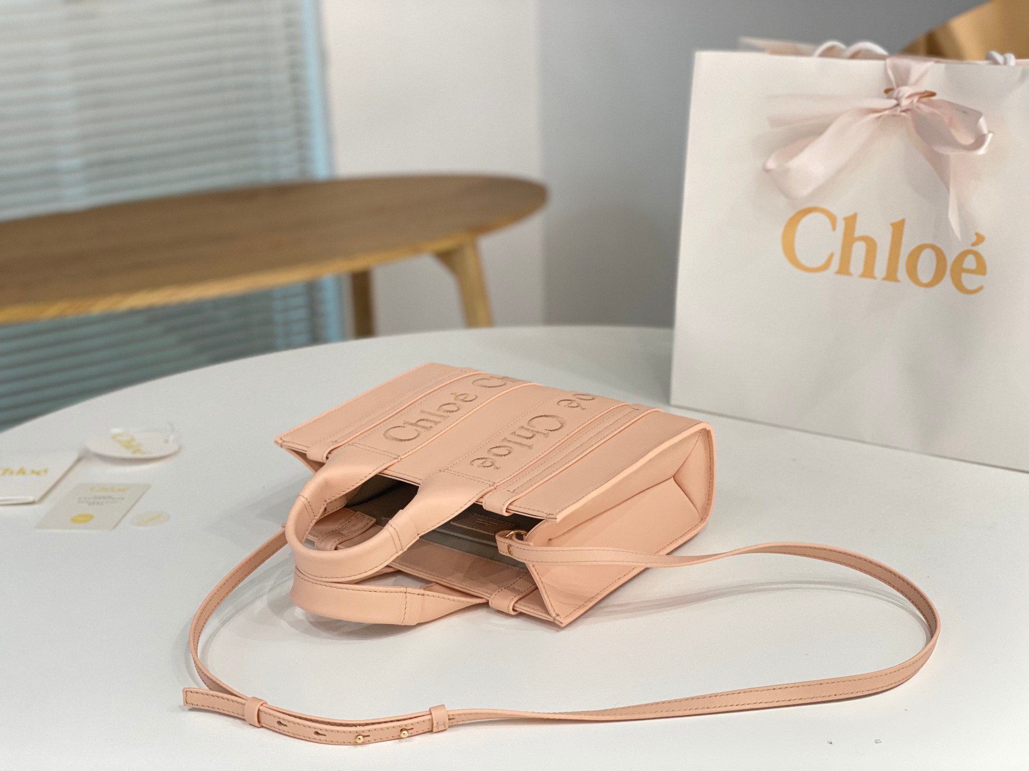 [TOP] Chloe Calf Leather Tote Bag - Four Sizes
