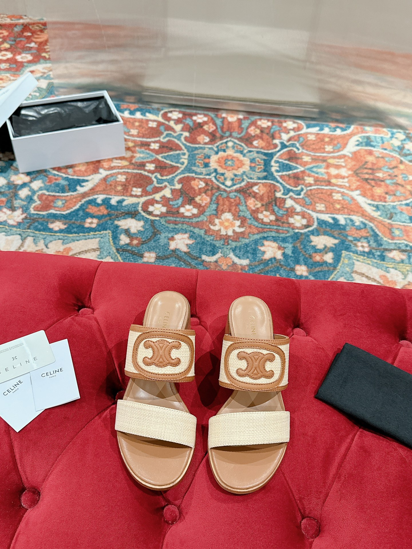 [TOP] CELINE Classic Arc de Triomphe Slippers - 2 Colors