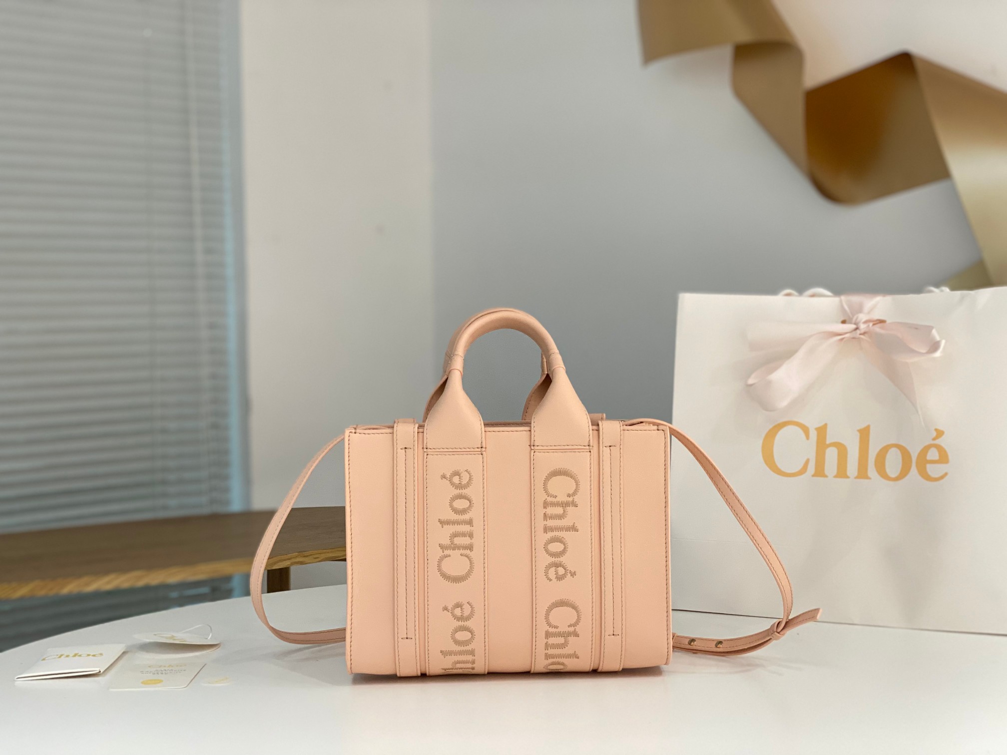 [TOP] Chloe Calf Leather Tote Bag - Four Sizes