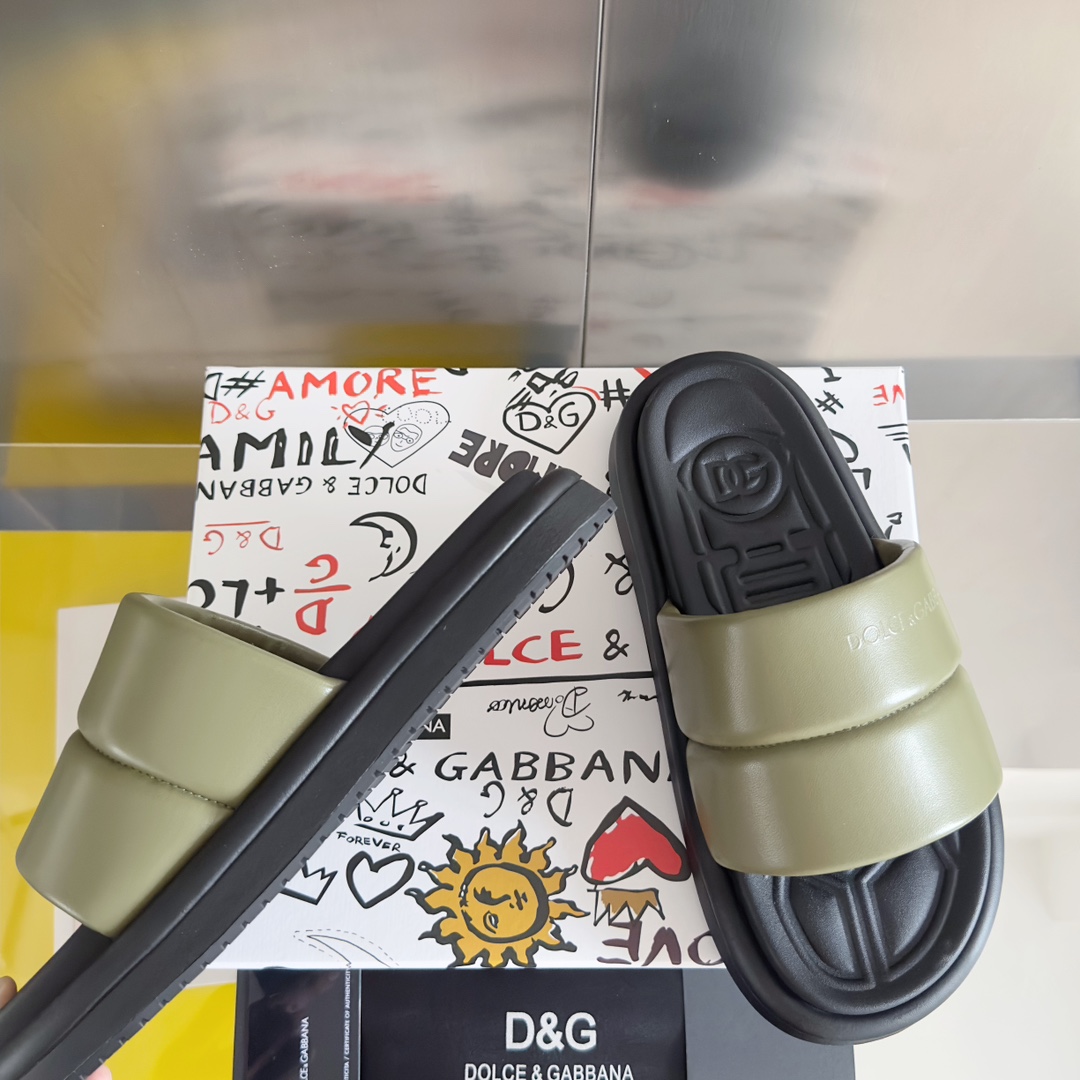 [TOP] Dolce & Gabbana D&G Cowhide Slippers - 8 Colour