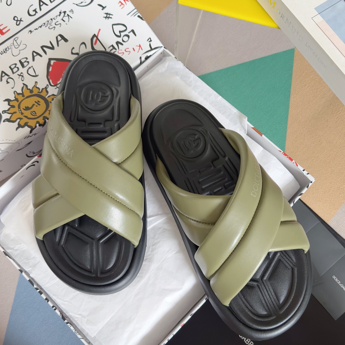 [TOP] Dolce & Gabbana D&G Cross Cowhide Slippers - 8 Colour