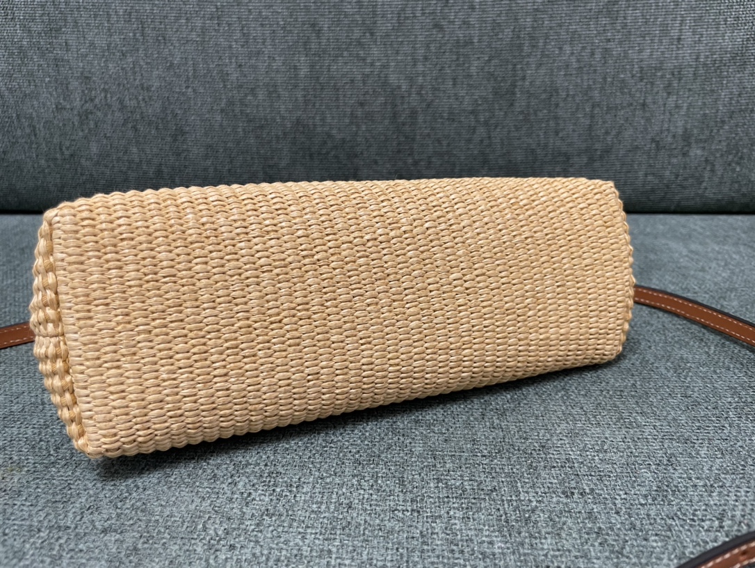 [TOP] FENDI Woven First Bags 26*9.5*18cm - Straw